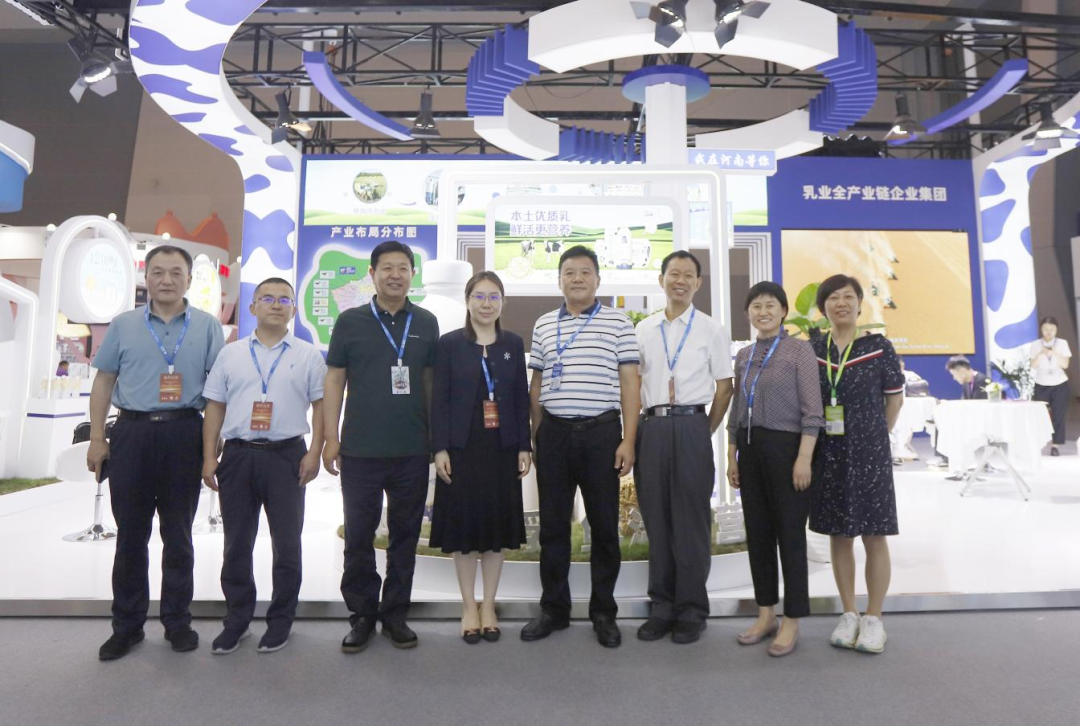 启航新征程 点亮新赛道丨米兰(中国)乳业集团参加第十四届中国奶业大会暨D20峰会,荣获“中国乳制品生产企业现代化等级5A级”评定殊荣 启航新征程 点亮新赛道丨米兰(中国)乳业集团参加第十四届中国奶业大会暨D20峰会,荣获“中国乳制品生产企业现代化等级5A级”评定殊荣