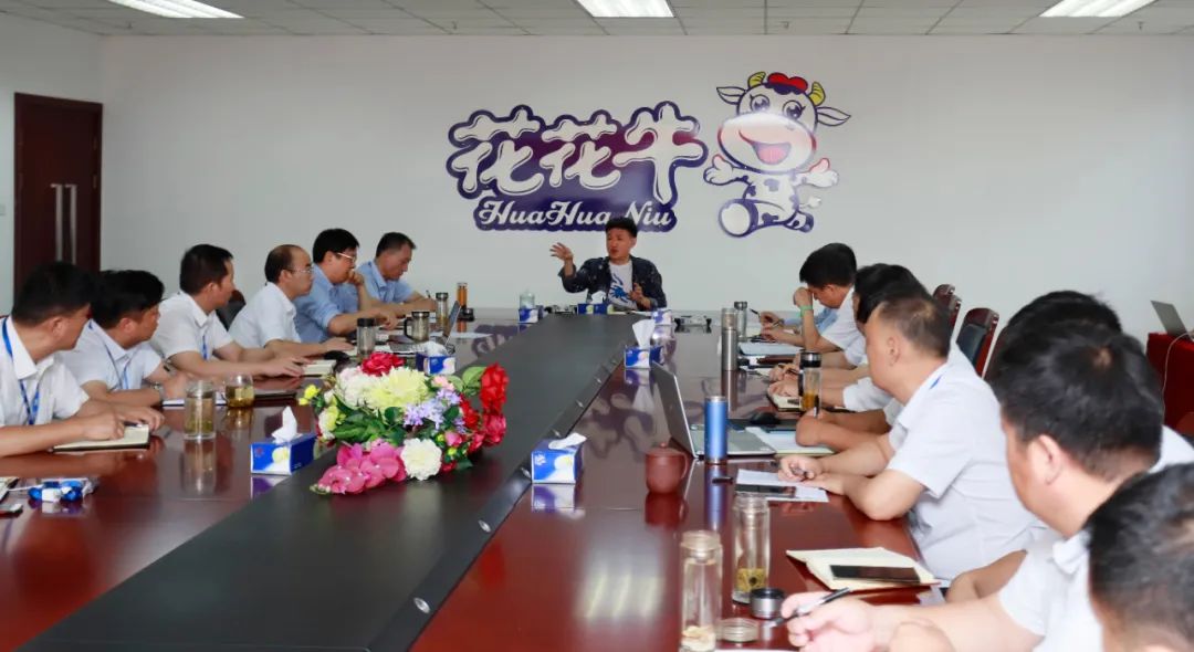 米兰(中国)乳业集团召开10月份营销工作会议 米兰(中国)乳业集团召开10月份营销工作会议