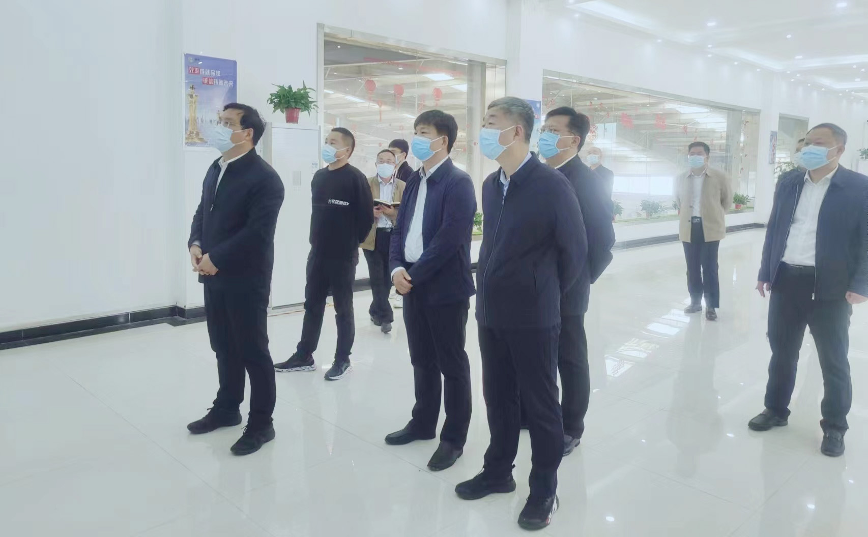 驻马店市委副书记、市长李跃勇一行 莅临米兰（中国）乳业集团新蔡豫信瑞亚牧场调研