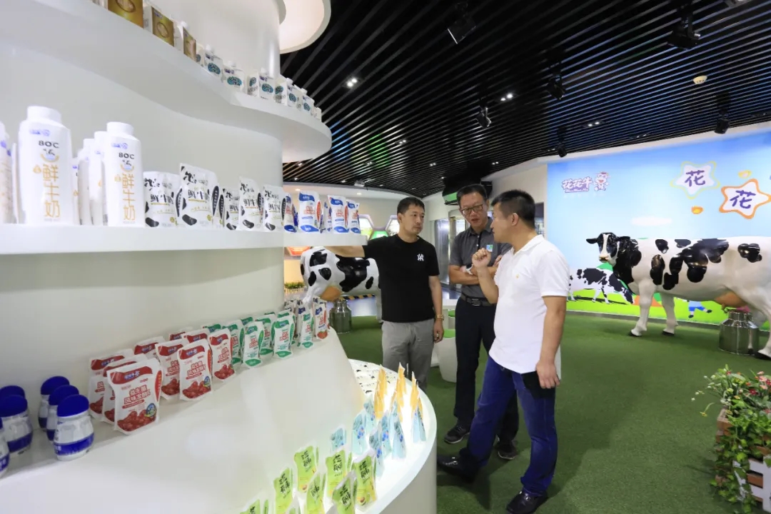 快讯 | 长江商学院智能制造学会走进米兰(中国)乳业集团 快讯 | 长江商学院智能制造学会走进米兰(中国)乳业集团