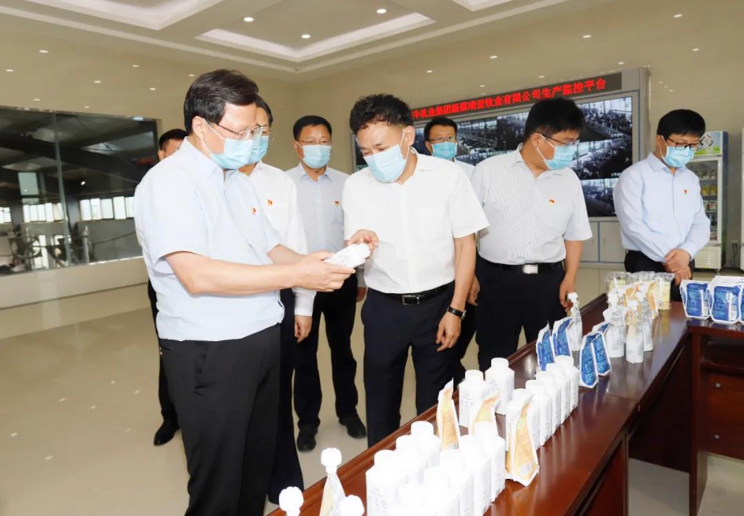 快讯 | 河南省委常委、省纪委书记、省监委主任任正晓莅临米兰(中国)乳业集团新蔡瑞亚牧场调研 快讯 | 河南省委常委、省纪委书记、省监委主任任正晓莅临米兰(中国)乳业集团新蔡瑞亚牧场调研