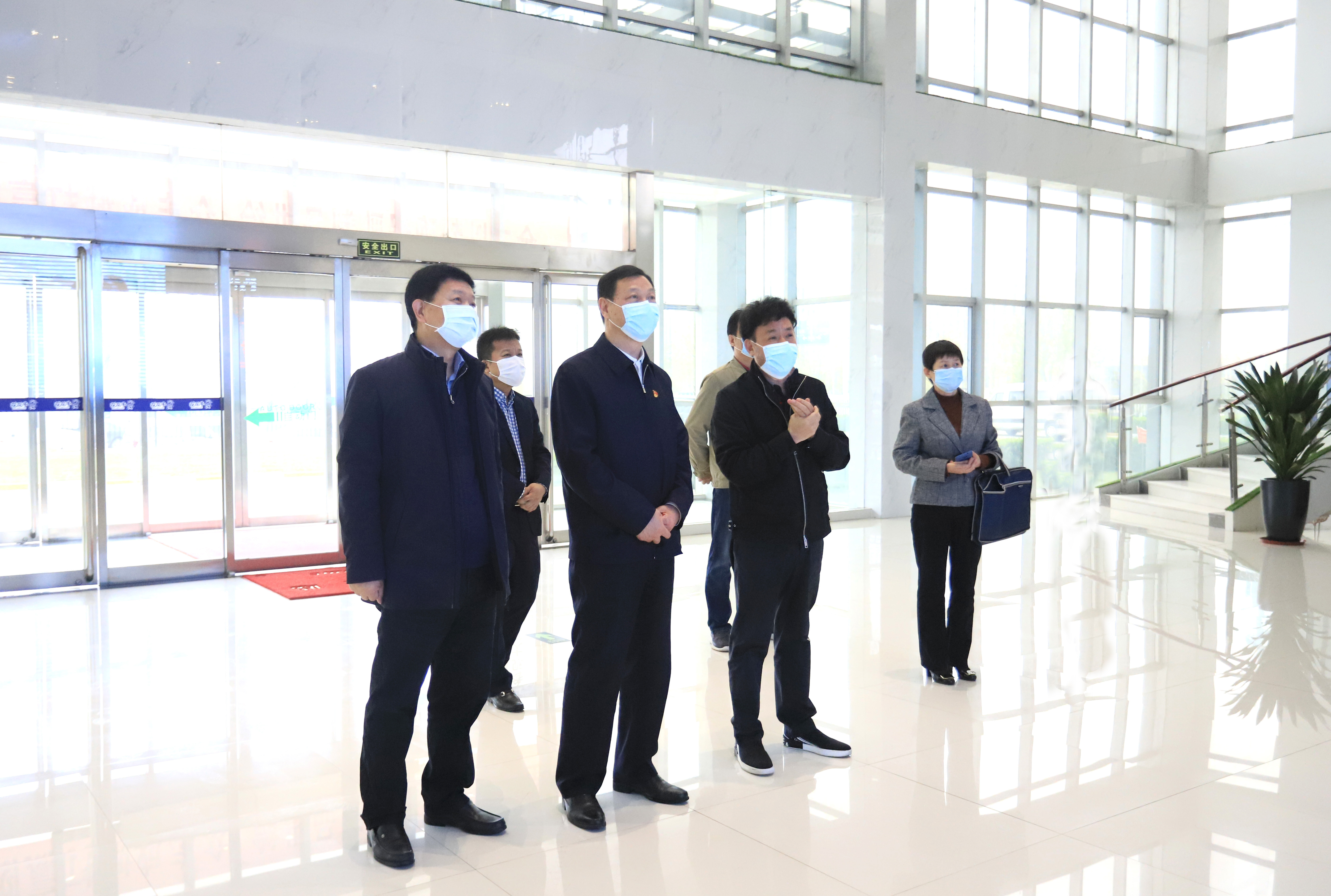 河南省委农办主任、农业农村厅厅长申延平一行调研河南米兰(中国)乳业集团 河南省委农办主任、农业农村厅厅长申延平一行调研河南米兰(中国)乳业集团