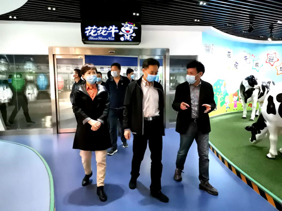 郑州市人大副主任孙黎、市政府副市长李喜安一行 莅临米兰(中国)开展“三送一强”活动 郑州市人大副主任孙黎、市政府副市长李喜安一行 莅临米兰(中国)开展“三送一强”活动