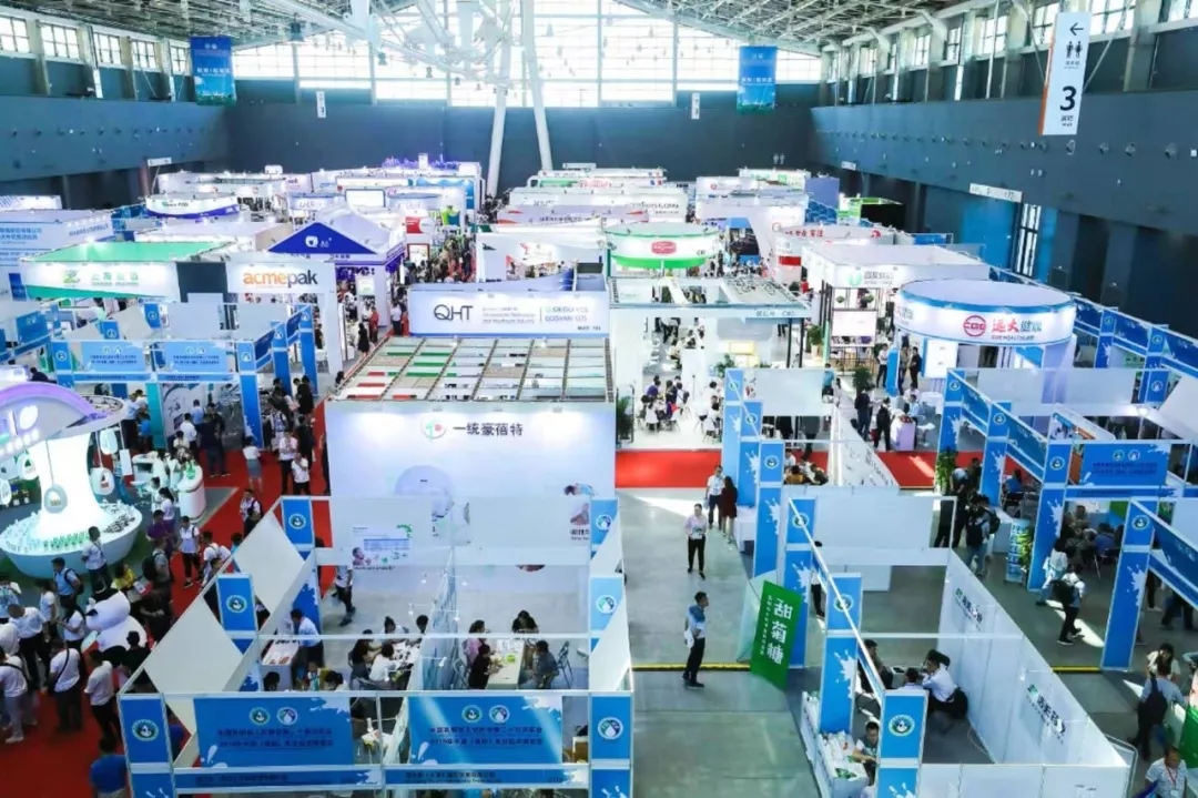 中国乳制品工业协会第二十五次年会召开！米兰（中国）总裁董硕峰获“振兴乳业领军人”荣誉称号