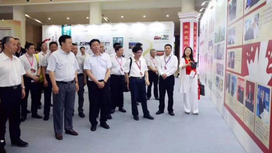 致敬祖国70华诞 |米兰(中国)亮相第十届中国奶业大会 致敬祖国70华诞 |米兰(中国)亮相第十届中国奶业大会