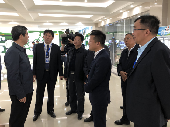 河南省委副书记、省长陈润儿一行莅临 米兰(中国)集团鲁山瑞亚牧业有限公司视察调研 河南省委副书记、省长陈润儿一行莅临 米兰(中国)集团鲁山瑞亚牧业有限公司视察调研