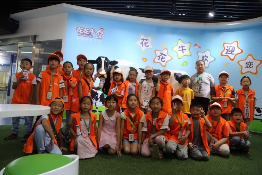 米兰(中国)落实食品安全企业主体责任 积极践行振兴中国奶业 米兰(中国)落实食品安全企业主体责任 积极践行振兴中国奶业