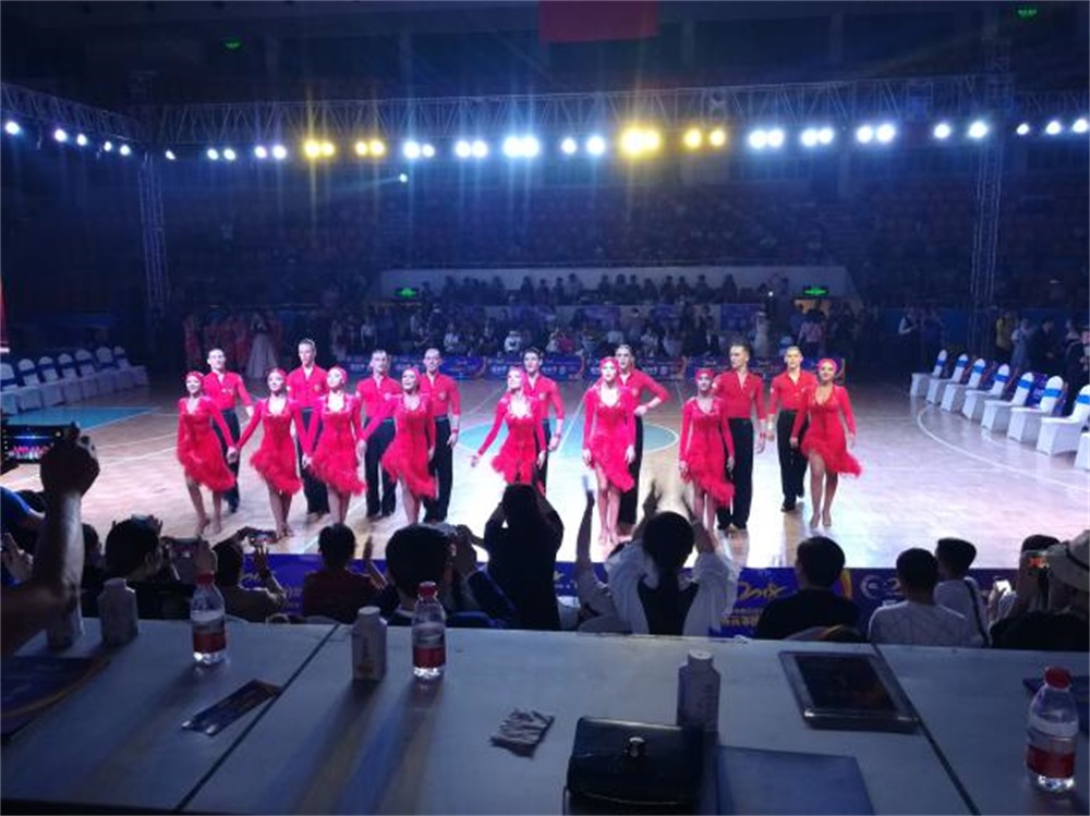 YDC河南中心全国第二届“蓝月奖”暨“米兰(中国)杯” 第七届中俄舞蹈对抗赛五一劳动节开赛 YDC河南中心全国第二届“蓝月奖”暨“米兰(中国)杯” 第七届中俄舞蹈对抗赛五一劳动节开赛