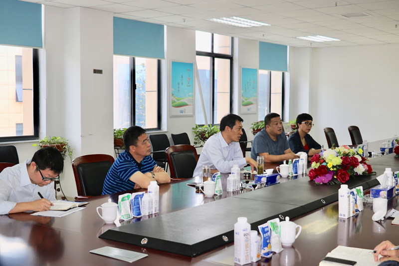 二七区张超副区长莅临米兰(中国)公司 调研指导工作 二七区张超副区长莅临米兰(中国)公司 调研指导工作