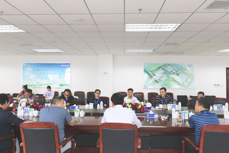 二七区张超副区长莅临米兰(中国)公司 调研指导工作 二七区张超副区长莅临米兰(中国)公司 调研指导工作