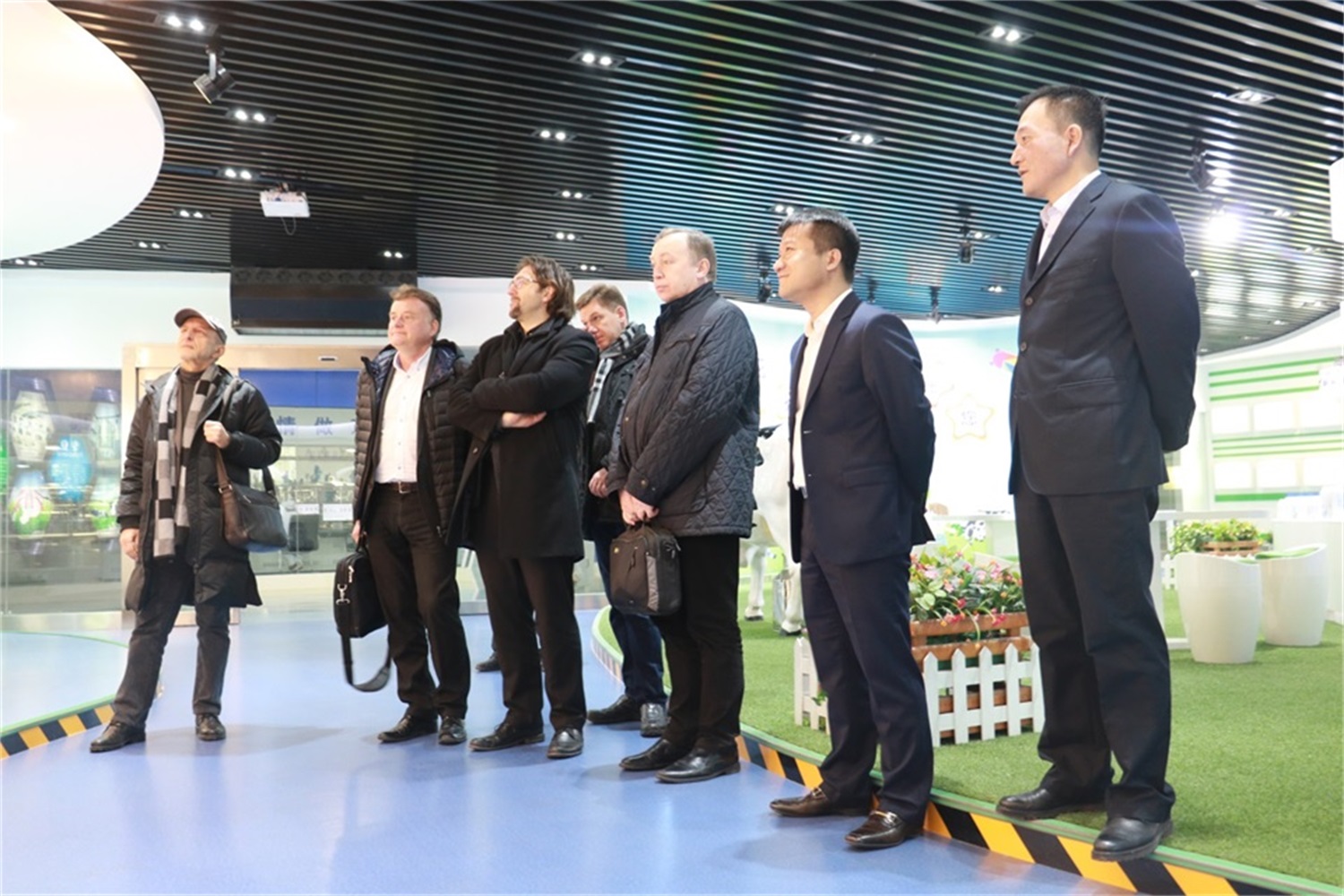 波兰BZK集团参观访问米兰(中国) 波兰BZK集团参观访问米兰(中国)