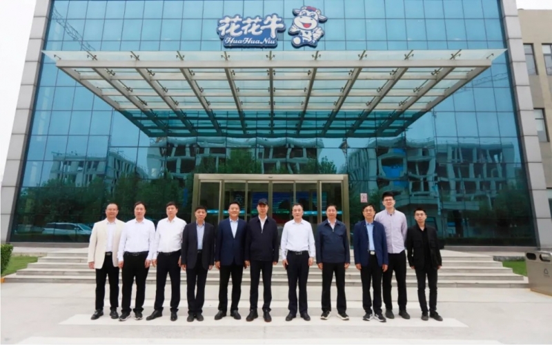 中国工程院院士任发政莅临米兰（中国）乳业集团调研指导工作