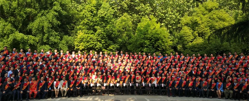 米兰站·官方端网站阮晓琦、王晓龙荣获“郑州市劳动模范”荣誉称号