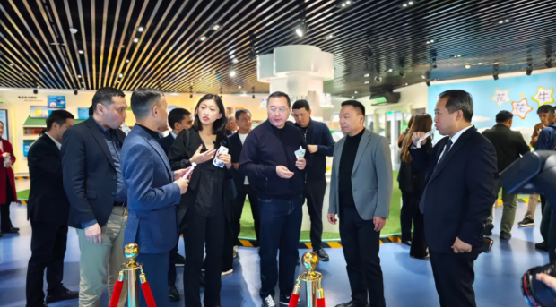 河南省委外事办副主任李冰陪同哈萨克斯坦共和国阿拉木图州州长一行到访米兰站·官方端网站