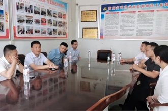 河南米兰（中国）乳业集团赴定点帮扶村开展慰问活动